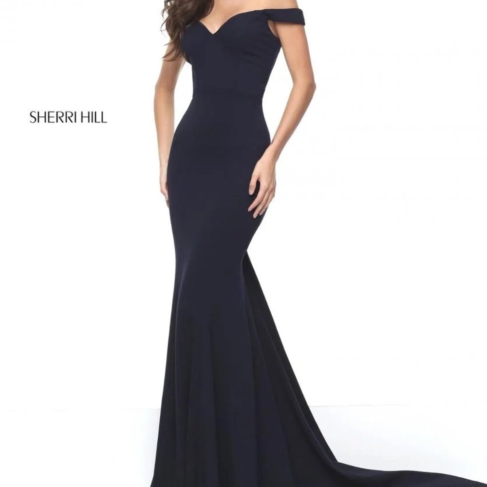 NWOT! Sherri Hill gorgeous navy gown